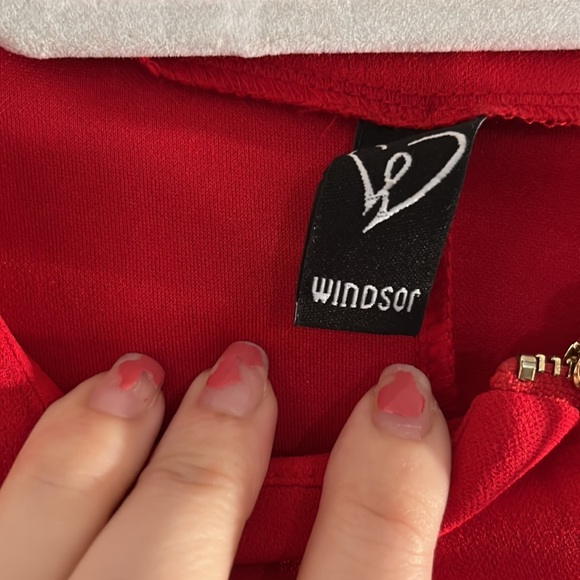 NWOT Windsor Red Puffy Shoulders Peplum Top - Picture 2 of 6